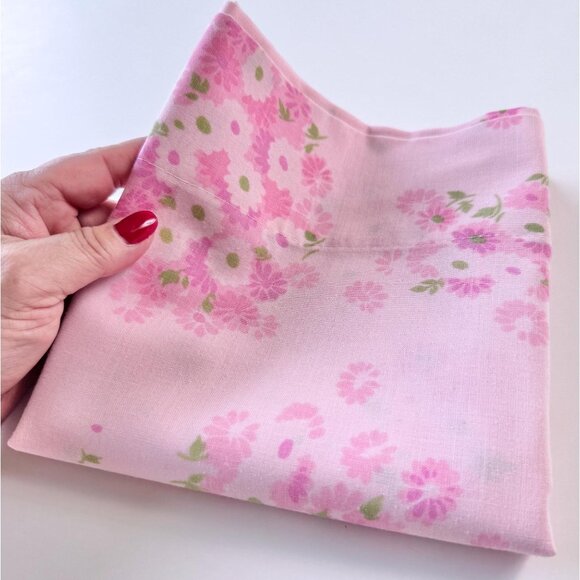 Vintage 70s pillowcase, pink floral bouquet, Pacific Mills USA, single casing - Picture 1 of 9